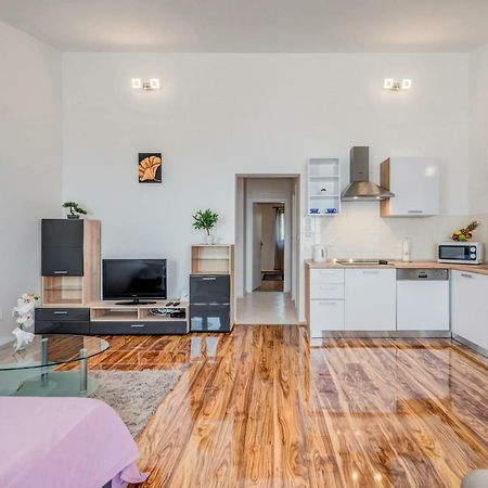 Apartment Ana Спліт Екстер'єр фото