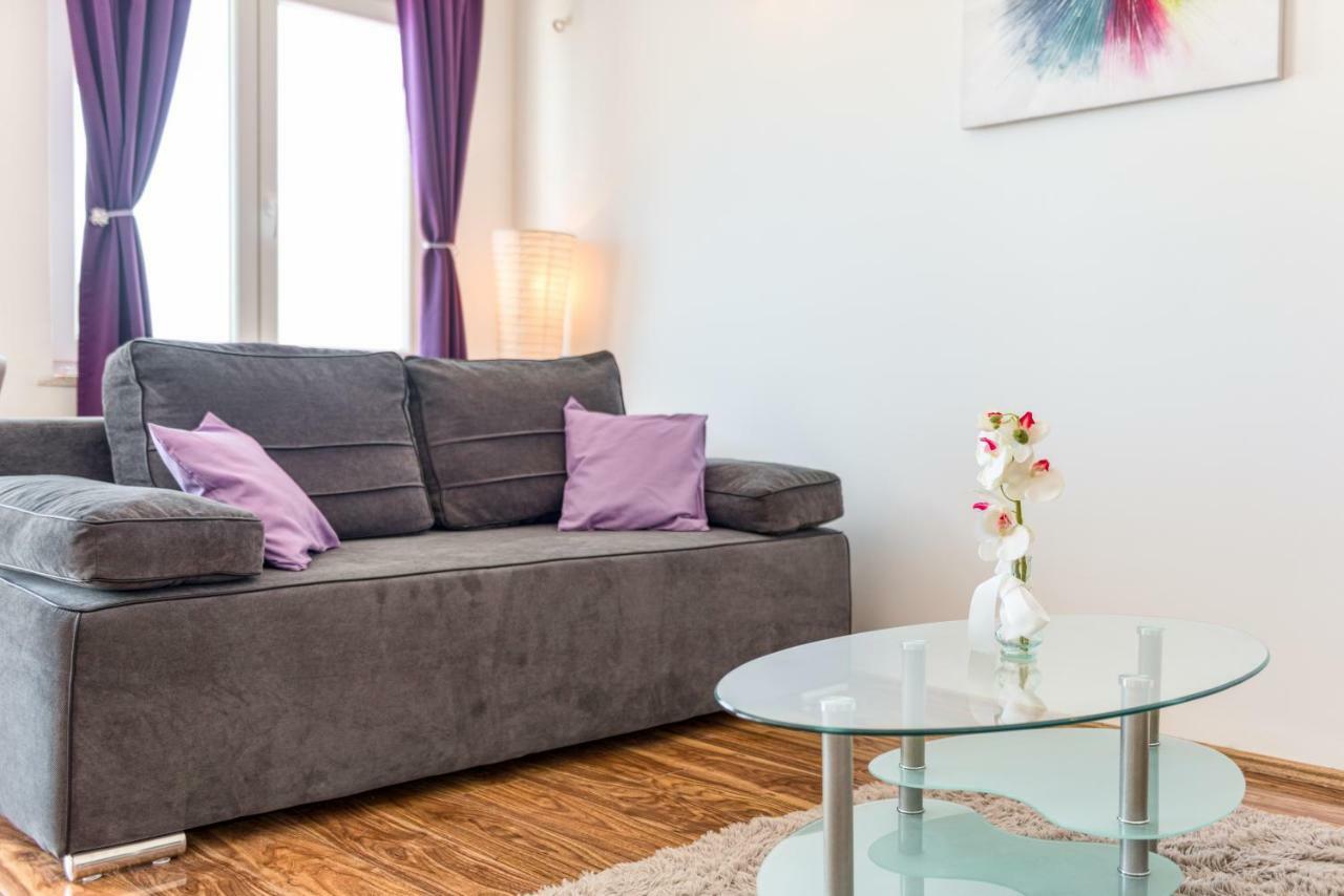 Apartment Ana Спліт Екстер'єр фото