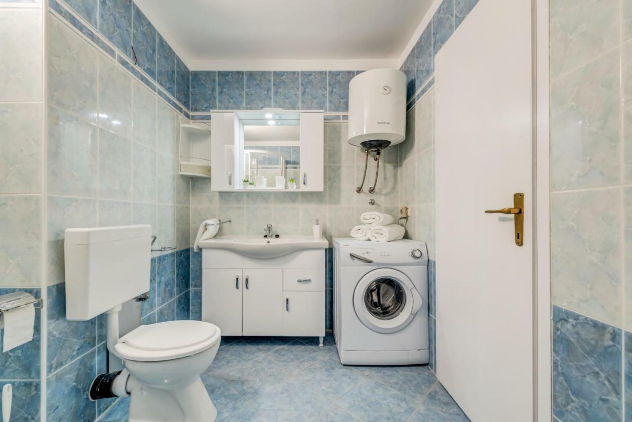 Apartment Ana Спліт Екстер'єр фото
