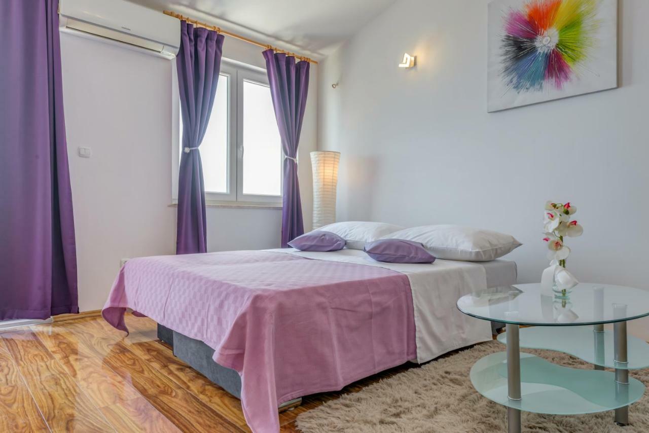 Apartment Ana Спліт Екстер'єр фото