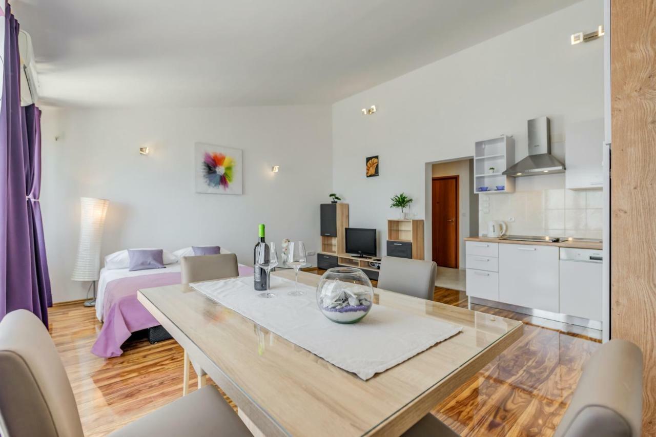 Apartment Ana Спліт Екстер'єр фото