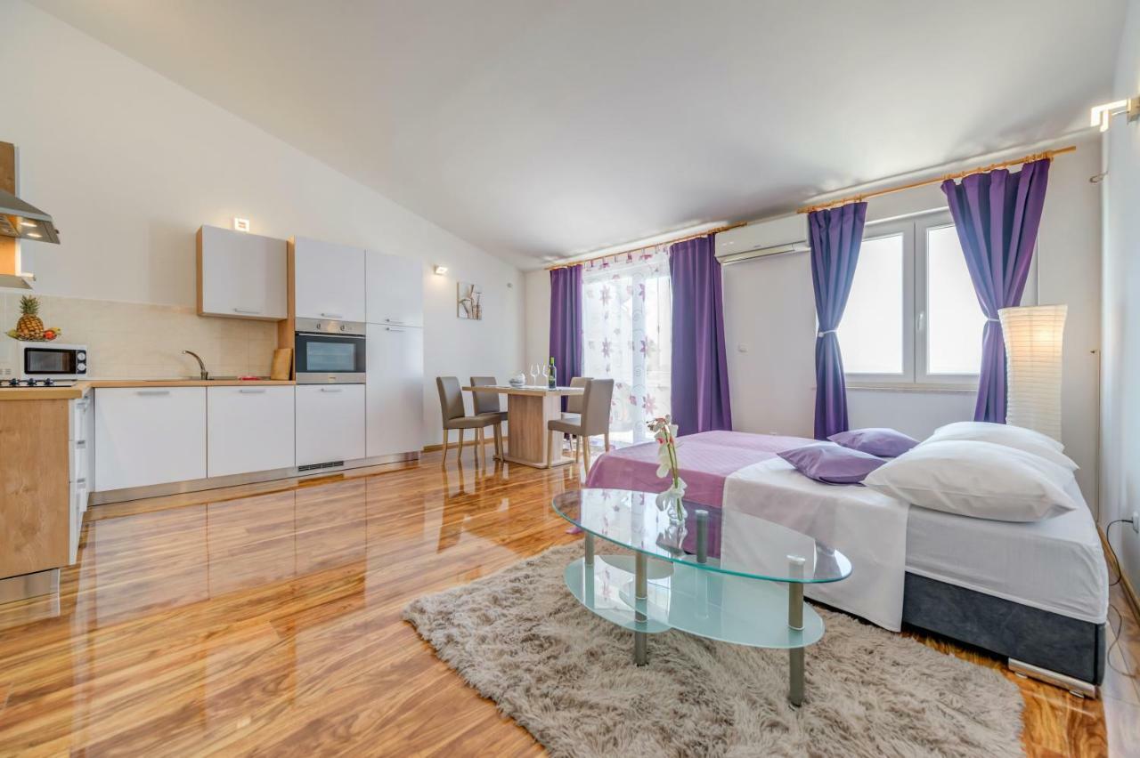 Apartment Ana Спліт Екстер'єр фото